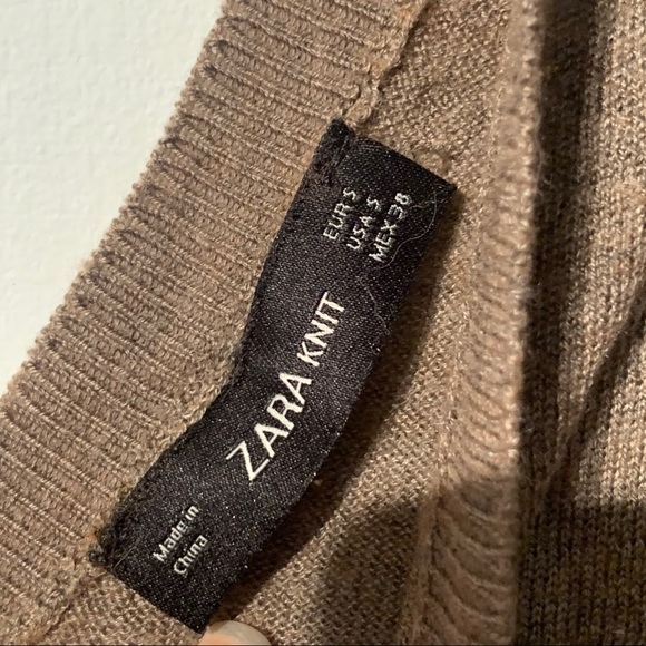 Brown V-neck sweater. - Picture 3 of 3
